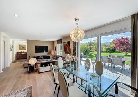 Occasion à saisir à Apples, en exclusivité, magnifique maison à vendre