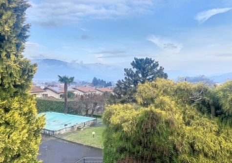 STABIO – BELLA VILLA in area residenziale e tranquilla con 1200 m2 di terreno