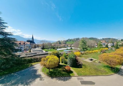 Appartement 3.5 avec vue sur le lac et les montagnes
