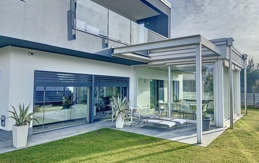 COLDRERIO – Villa