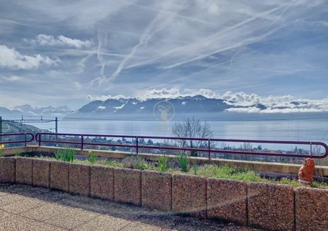LA CONVERSION – Appartement d’exception avec magnifique vue sur le lac et les montagnes !