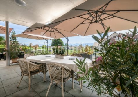 FECHY – nouveau prix: bel appartement avec vue et jardin