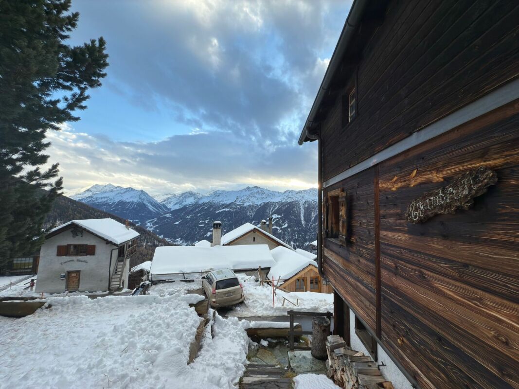 CHANDOLIN – Châlet traditionnel de 7 pièces